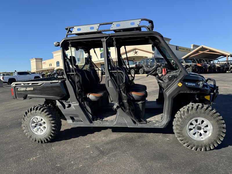 2022 Can-Am DEFENDER MAX TEX LONE STAR BLACKImage 2