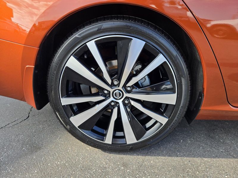 Used 2022 Nissan Altima 2.5 SR