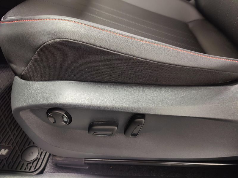 Used 2024 Volkswagen Tiguan Wolfsburg Edt AWD w/SunroofImage 15