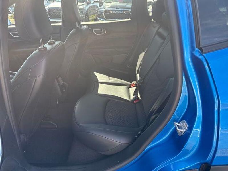 2026 Jeep Compass Latitude2026 Jeep Compass Latitude Altitude