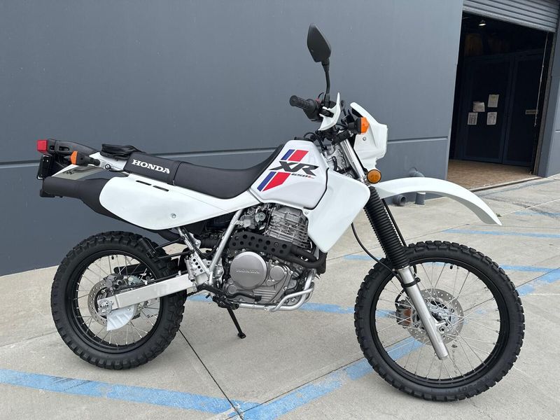 New 2025 Honda XR650L Image 4