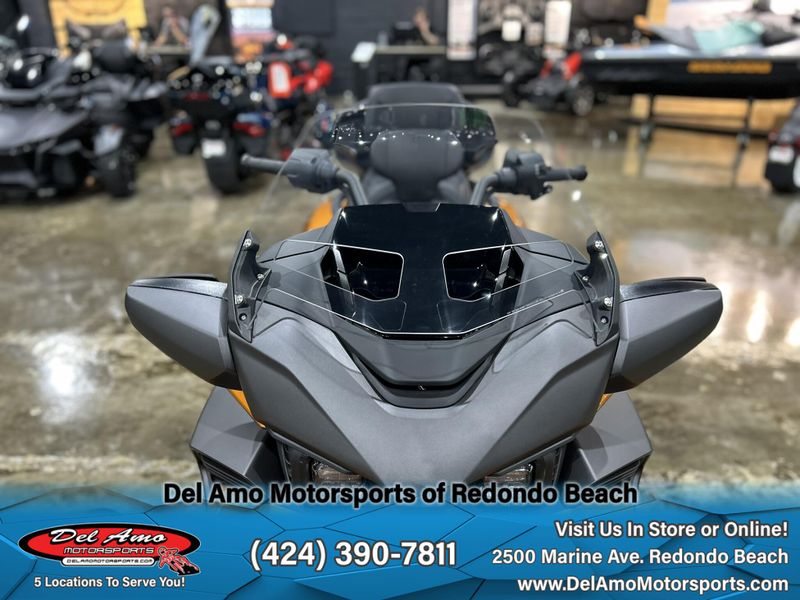 2024 Can-Am SPYDER F3 LIMITED SPECIAL SERIES (SE6)Image 21