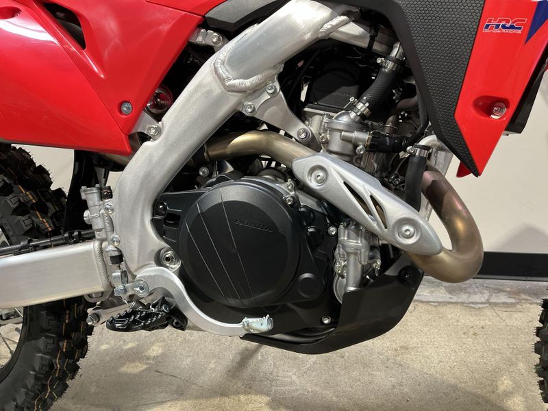 New 2025 Honda CRF450X Image 17