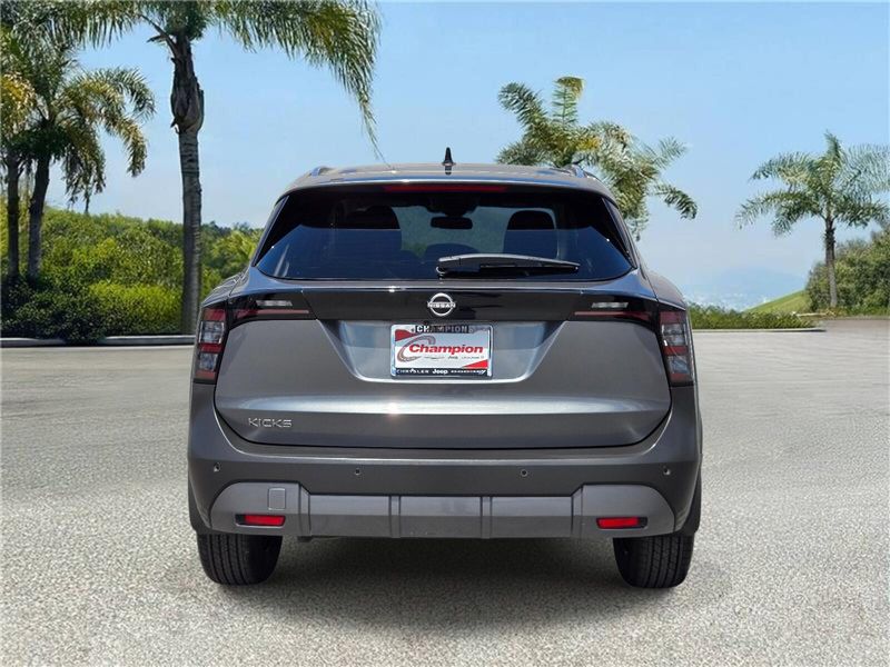 Used 2026 Nissan Kicks SV FWD