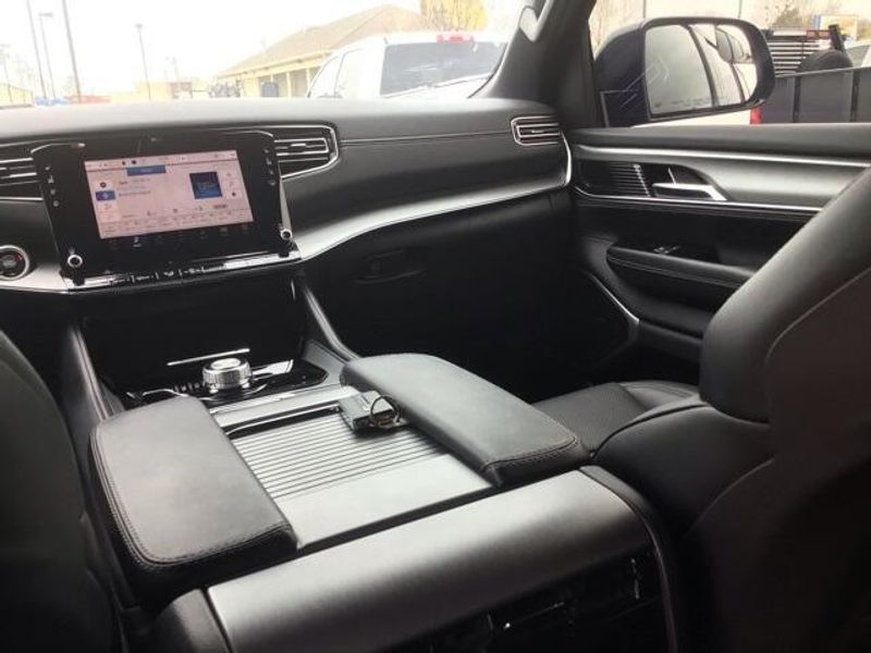 2023 Jeep Wagoneer Series IIImage 26