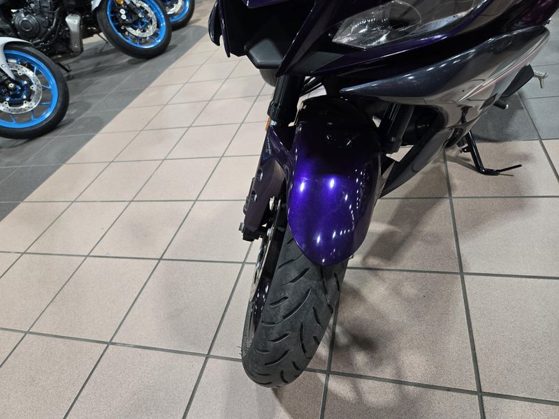 2023 Yamaha YZFR3 ABS Image 17