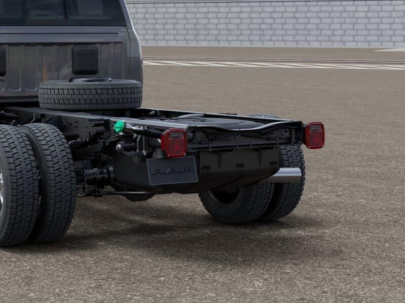 New 2026 RAM 4500 Big Horn Chassis Crew Cab 4x4 60