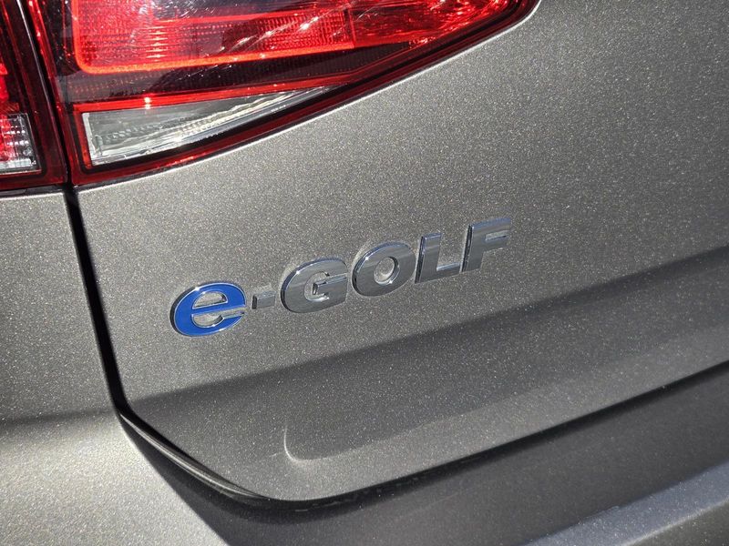 Used 2016 Volkswagen e-Golf 4dr HB SE