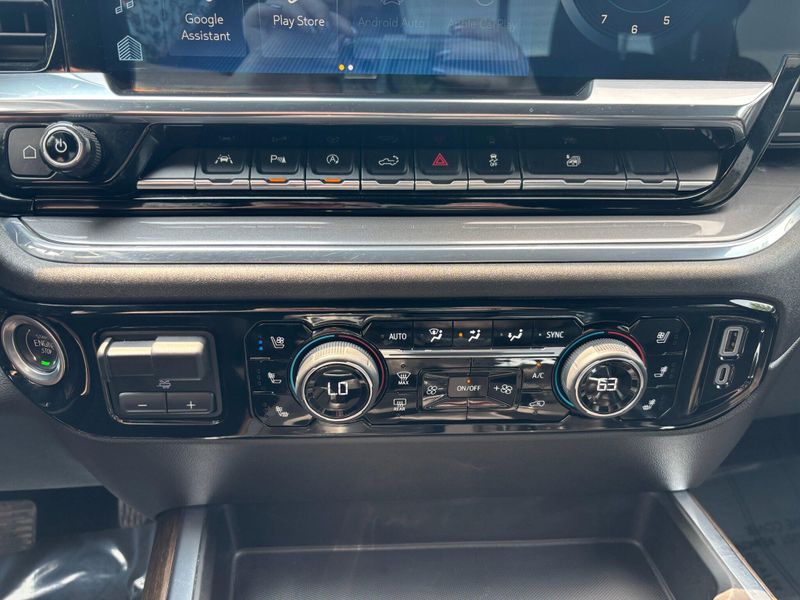 Used 2023 Chevrolet Silverado 1500 High CountryImage 23