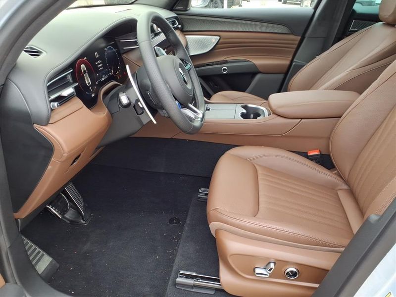 New 2026 Maserati Grecale ModenaImage 15