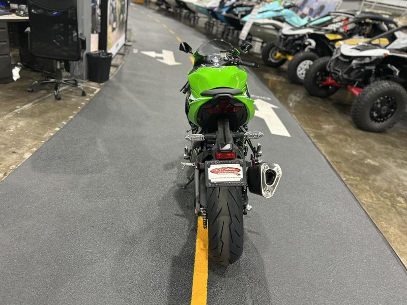 New 2026 Kawasaki NINJA ZX-6R Image 7
