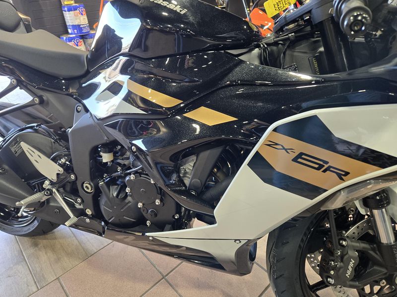 NEW 2026 KAWASAKI NINJA ZX6R ABS Image 7
