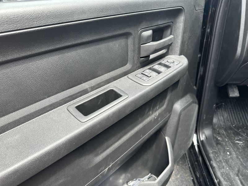 Used 2025 RAM 3500 Chassis Cab TradesmanImage 17