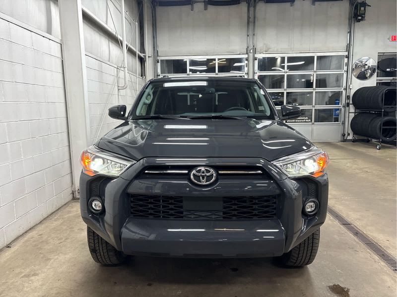 2024 Toyota 4Runner SR5 photo 3