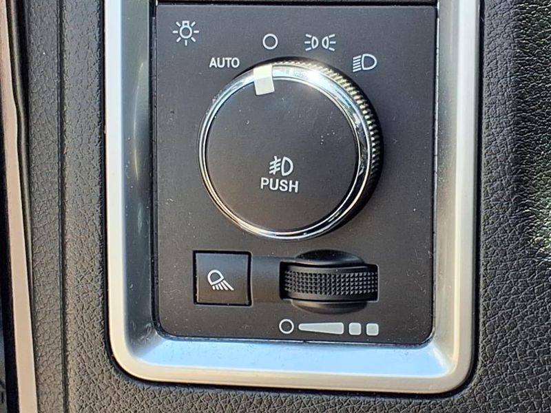 Used 2017 RAM 1500 Lone StarImage 21