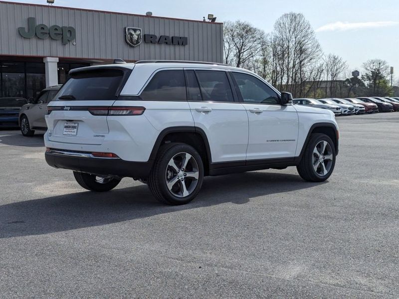 2024 Jeep Grand Cherokee Limited 4x2 in a Bright White Clear Coat exterior color. Johnson Dodge 601-693-6343 pixelmotiondemo.com 