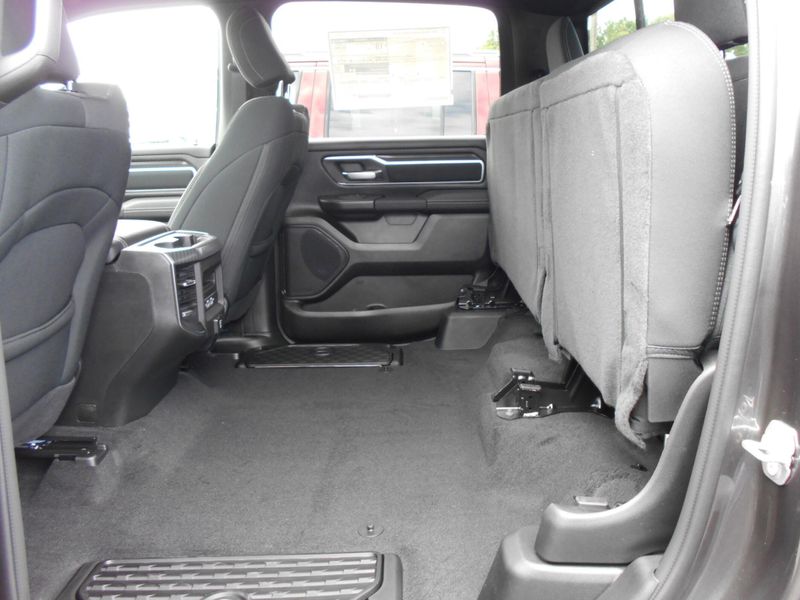 2025 RAM 1500 Big Horn Crew Cab 4x4 5