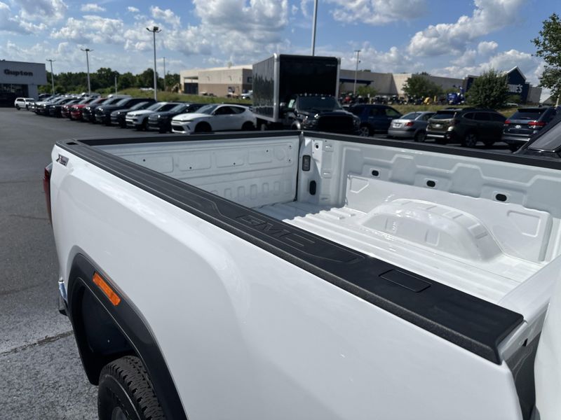 2024 GMC Sierra 2500HD ProImage 7