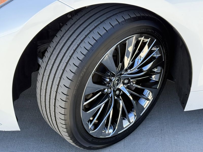 Used 2021 Lexus LS 500Image 15