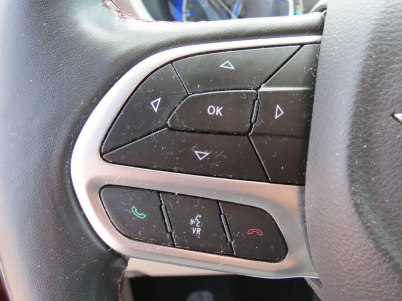 2020 Chrysler Pacifica Touring Plus photo 13