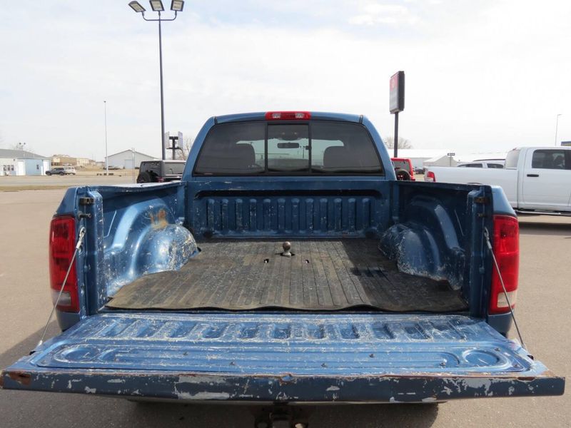 Used 2005 Dodge Ram 2500 SLT 4dr Quad Cab 4WD SBImage 6
