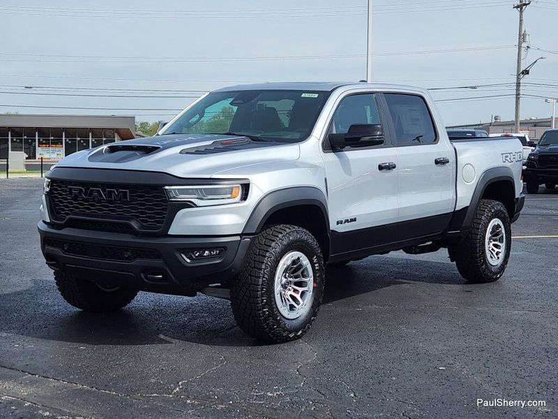New 2026 RAM 1500 Rho Crew Cab 4x4 5'7' Box