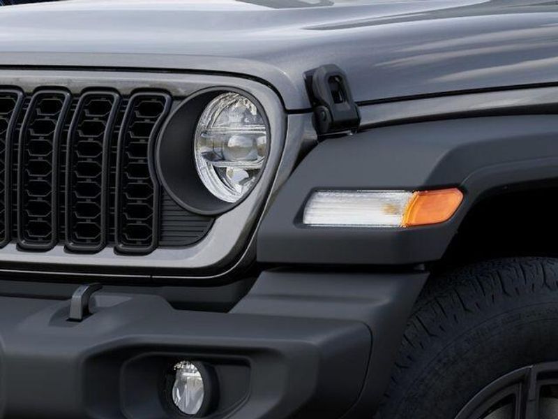 New 2026 Jeep Wrangler 4-door Sport SImage 10