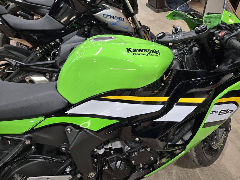 USED 2025 KAWASAKI NINJA ZX6R ABS KRT EDITION Image 9