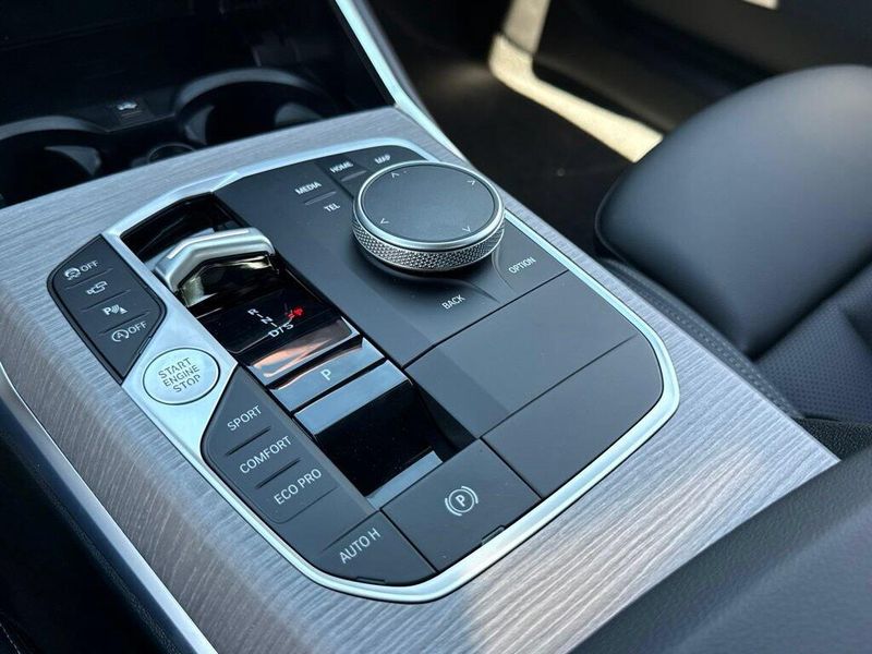 New 2026 BMW 3 Series 330iImage 24