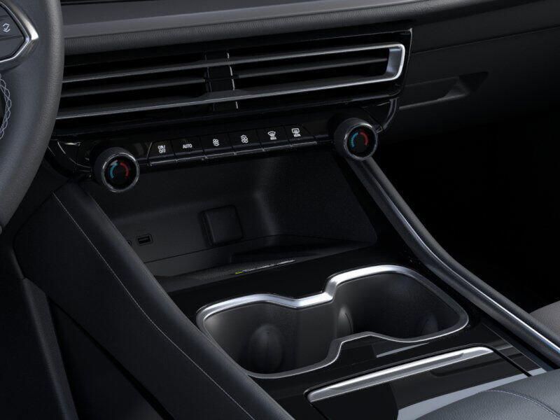 New 2025 Chevrolet Traverse FWD LTImage 23