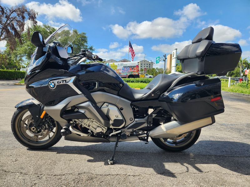 2022 BMW K 1600 GTL Image 1