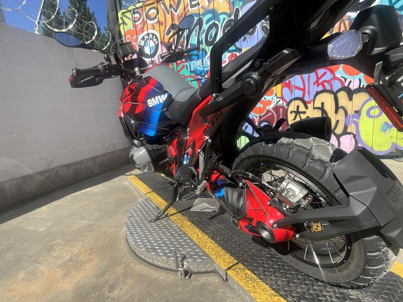 New 2025 BMW R 1300 GS Image 7