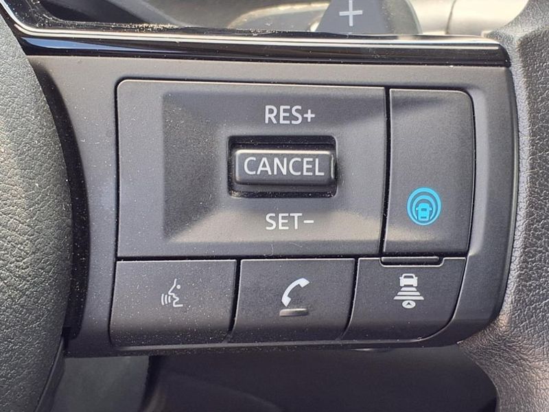 2023 Nissan Rogue SVImage 20