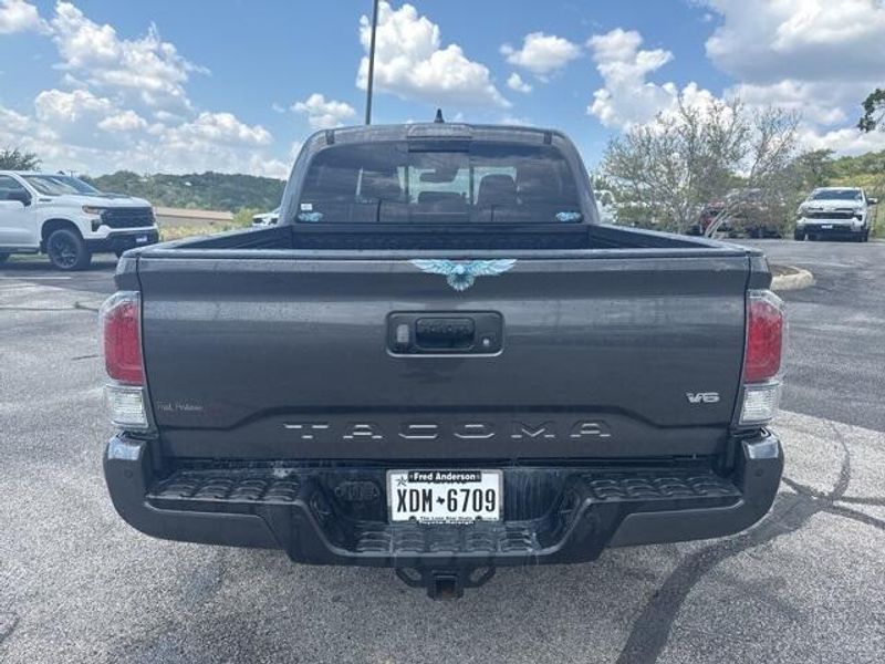 2021 Toyota Tacoma 4x4 SR photo 6
