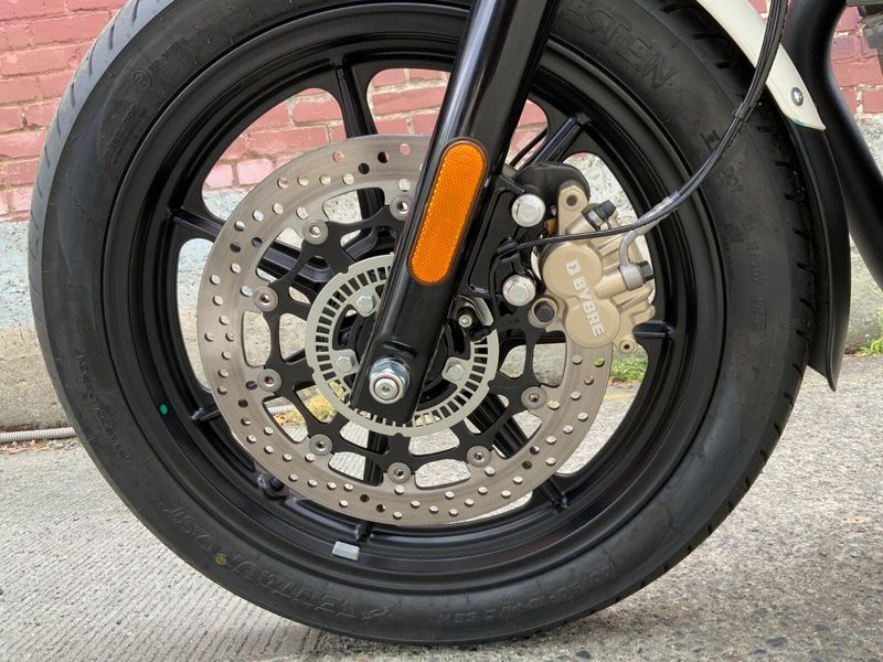 New 2024 Royal Enfield CONTINENTAL GT650 