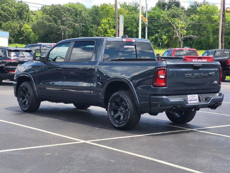 2025 RAM 1500 Big Horn Crew Cab 4x4 5