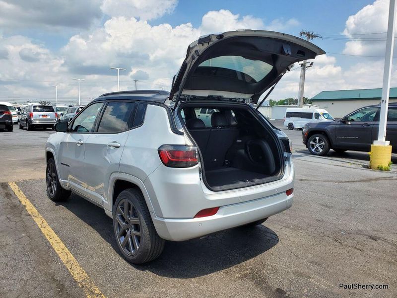 2025 Jeep Compass Limited 4x4Image 9