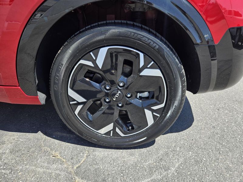 Used 2024 Kia Niro EV Wind