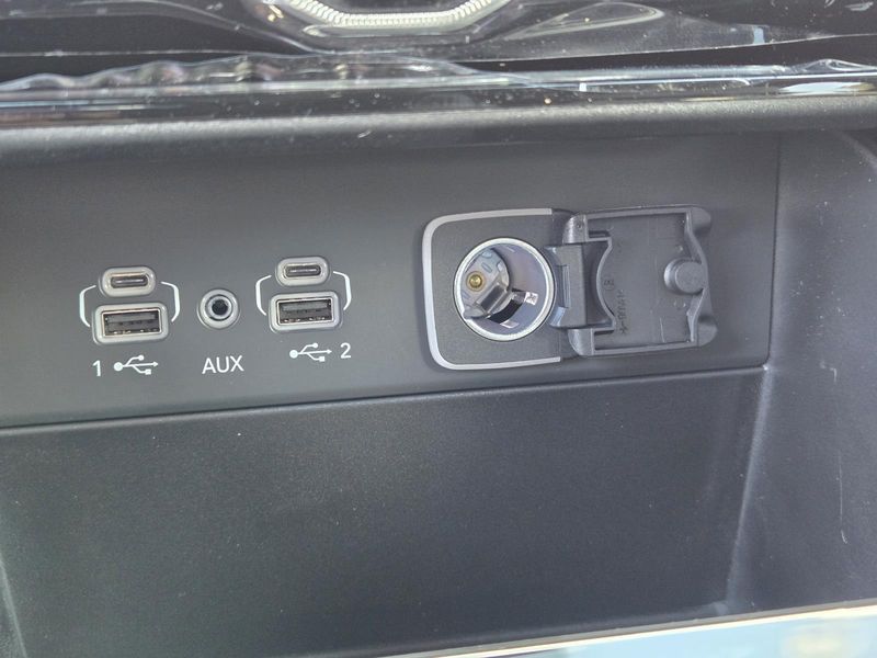 New 2026 Jeep Grand Cherokee Limited 4x2