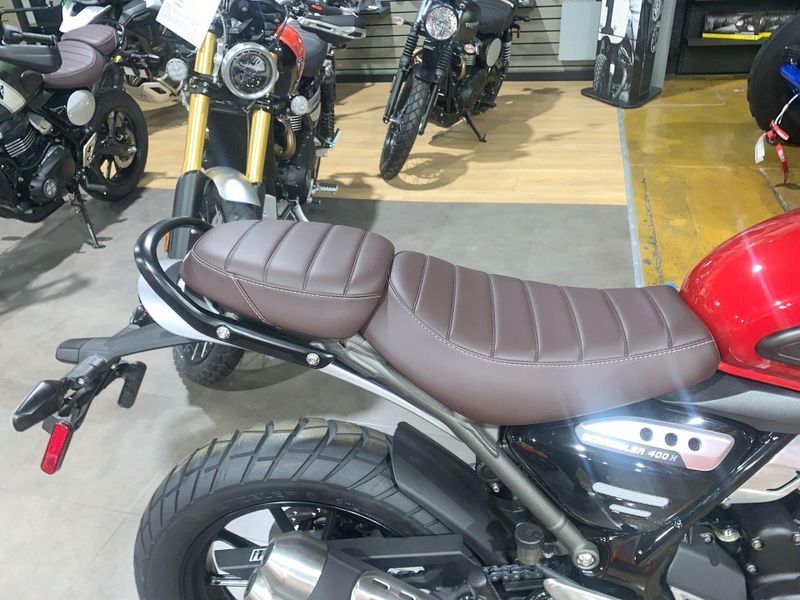 New 2025 Triumph SCRAMBLER 400 X Image 13