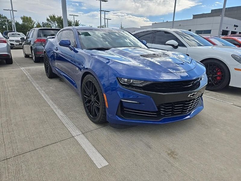 Used 2019 Chevrolet Camaro SSImage 2