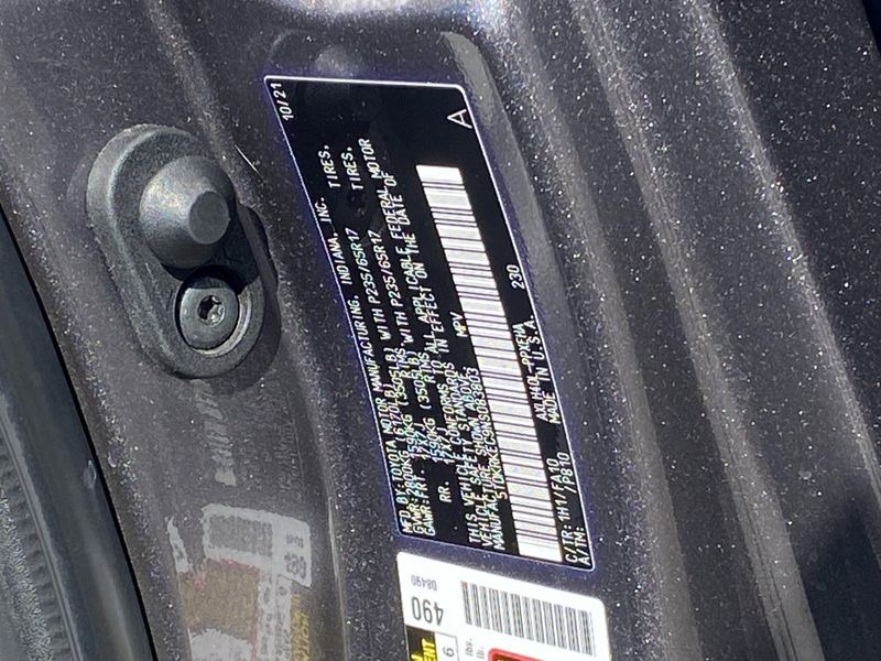 Used 2022 Toyota Sienna LEImage 8