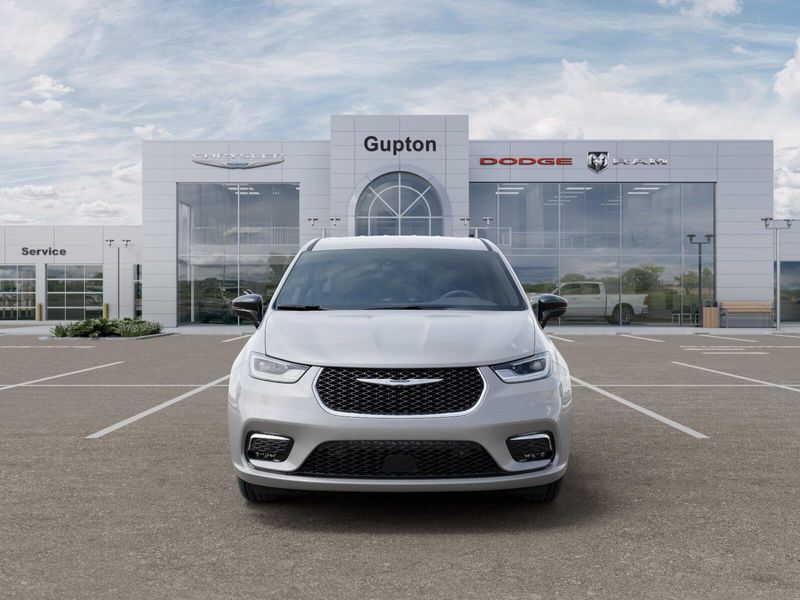 New 2026 Chrysler Pacifica SelectImage 40