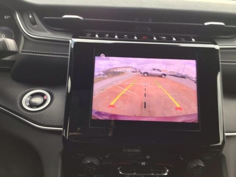 2025 Jeep Grand Cherokee Altitude X 4x4Image 12