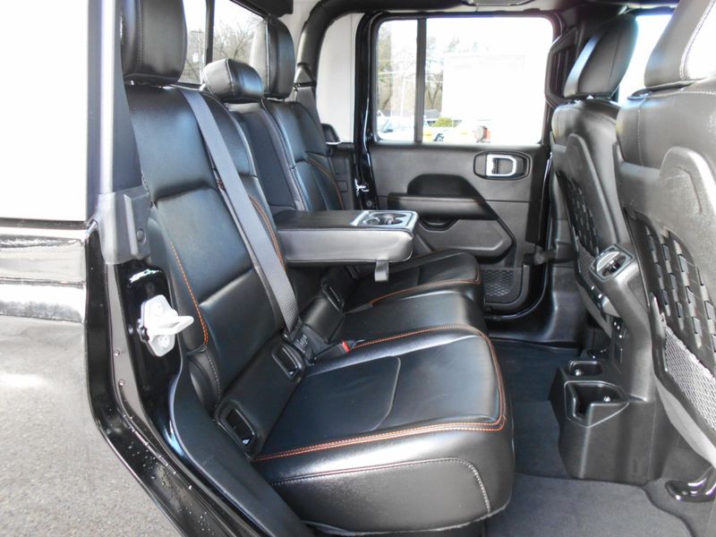 2022 Jeep Gladiator MojaveImage 27