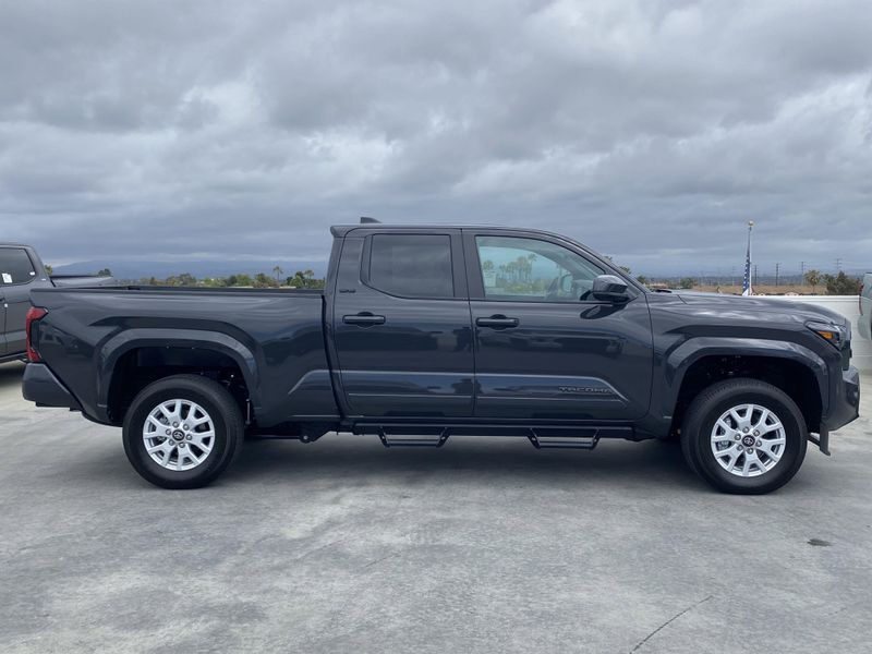 2025 Toyota Tacoma SR5Image 3