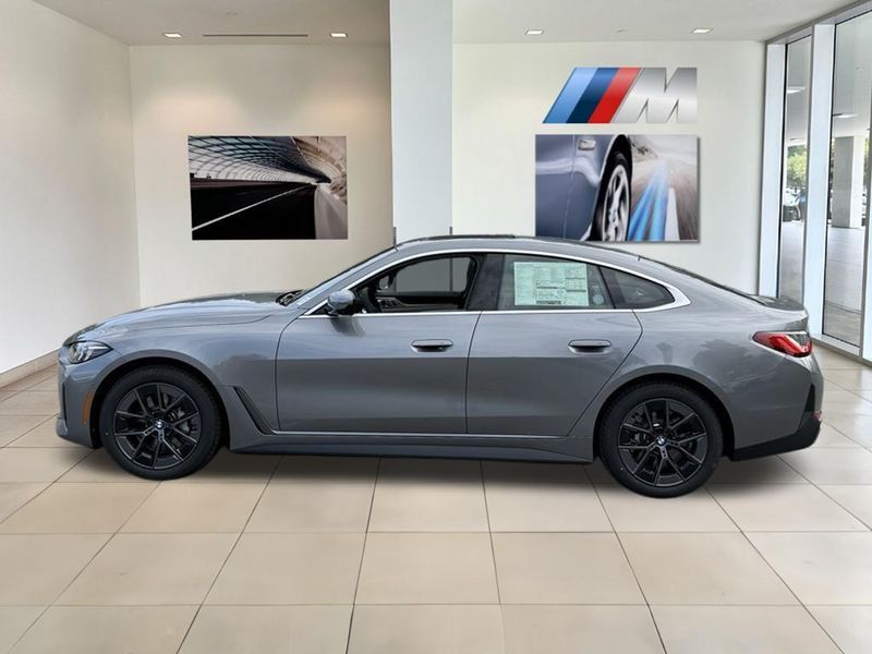 2025 BMW i4 eDrive40Image 9