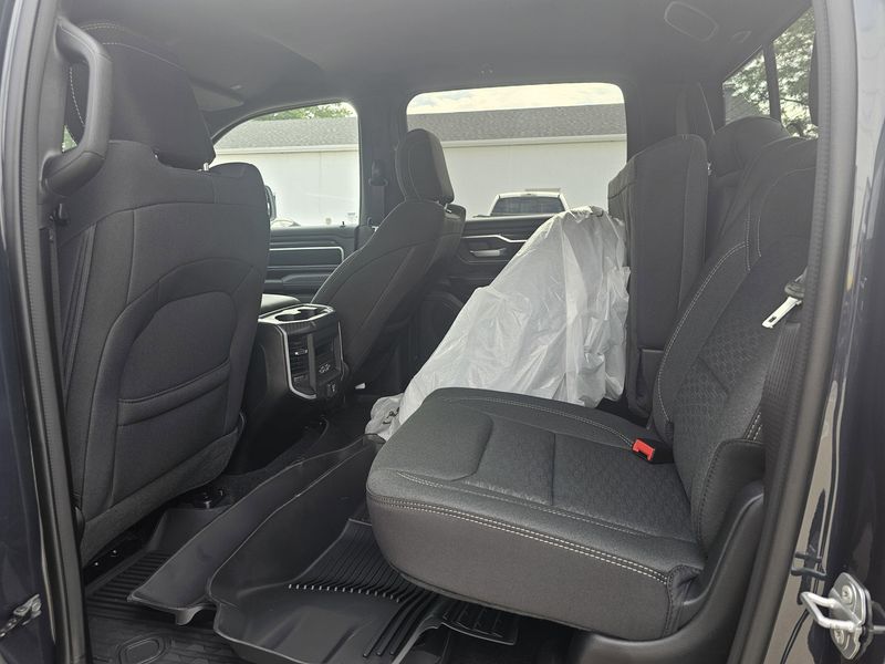 New 2025 RAM 1500 Big HornImage 10