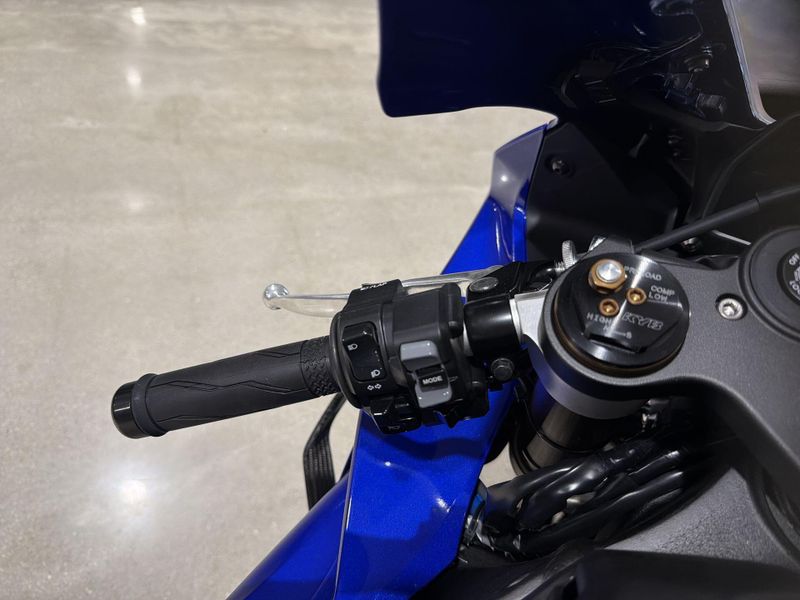 New 2026 Yamaha YZF-R1 Image 22