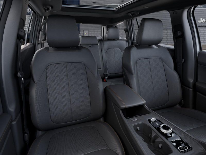 New 2026 Jeep Cherokee Overland 4x4